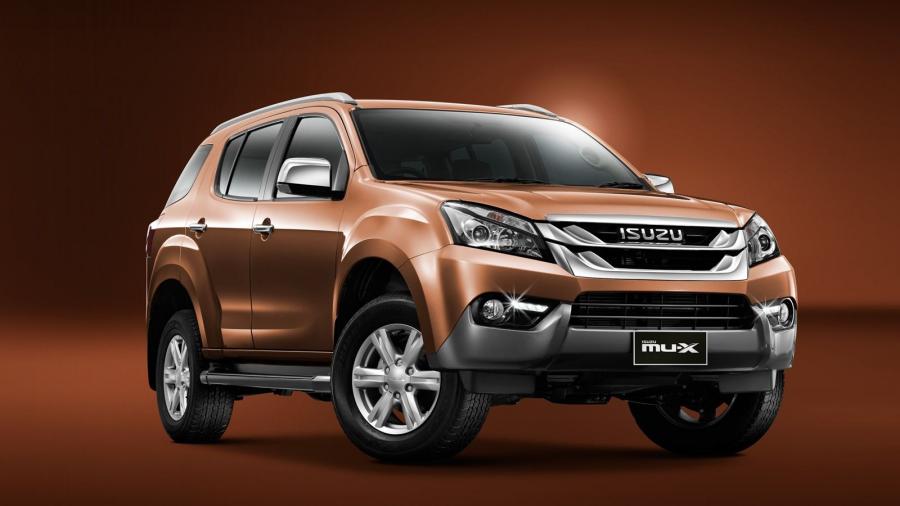  Isuzu MU-X 2013 года  (фото 11 из 30)